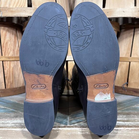 Clarks Hopedale Wish Brown Croc Embossed Leather Tall Riding Boots Womens Size 8 - Picture 14 of 16